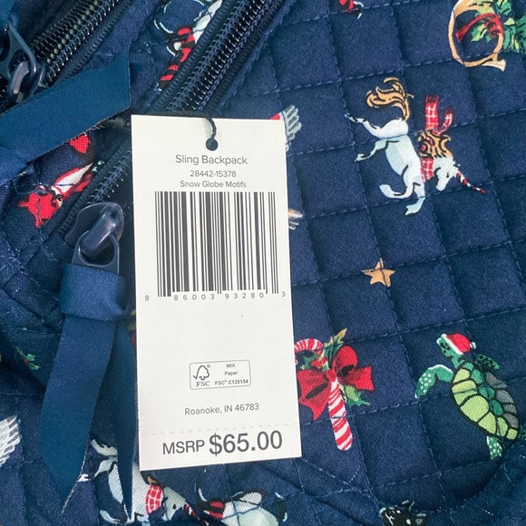 ❄️🆕💙Vera Bradley Sling Backpack “Snow Globe Motifs” - Picture 9 of 9